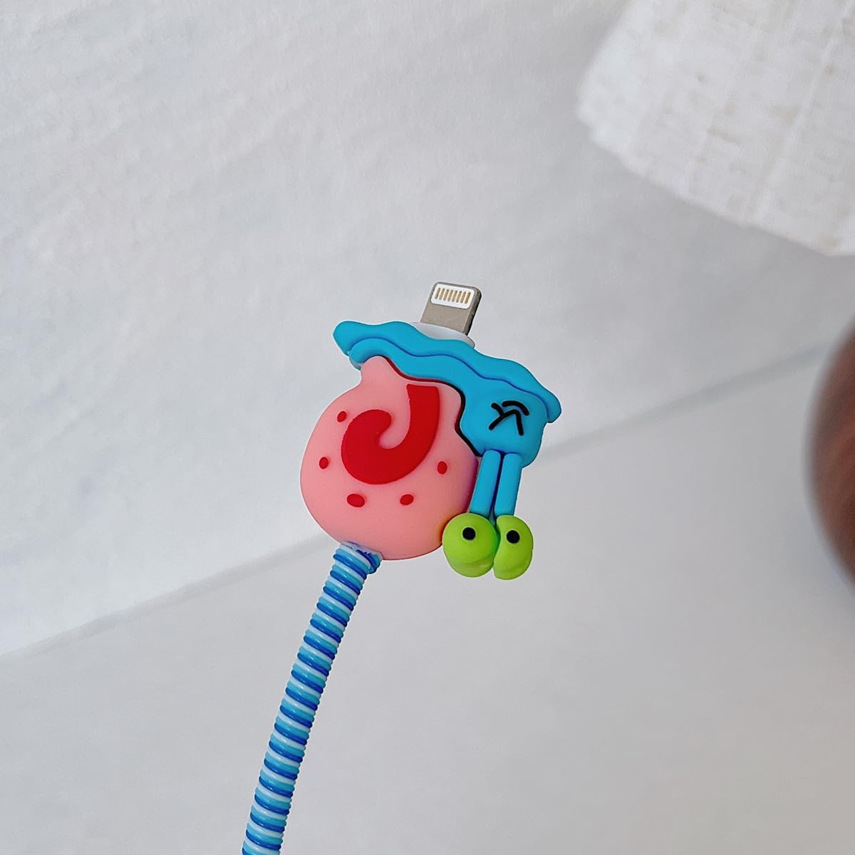 Snail - iPhone 18-20W Charger Adapter and Cable Protector Case