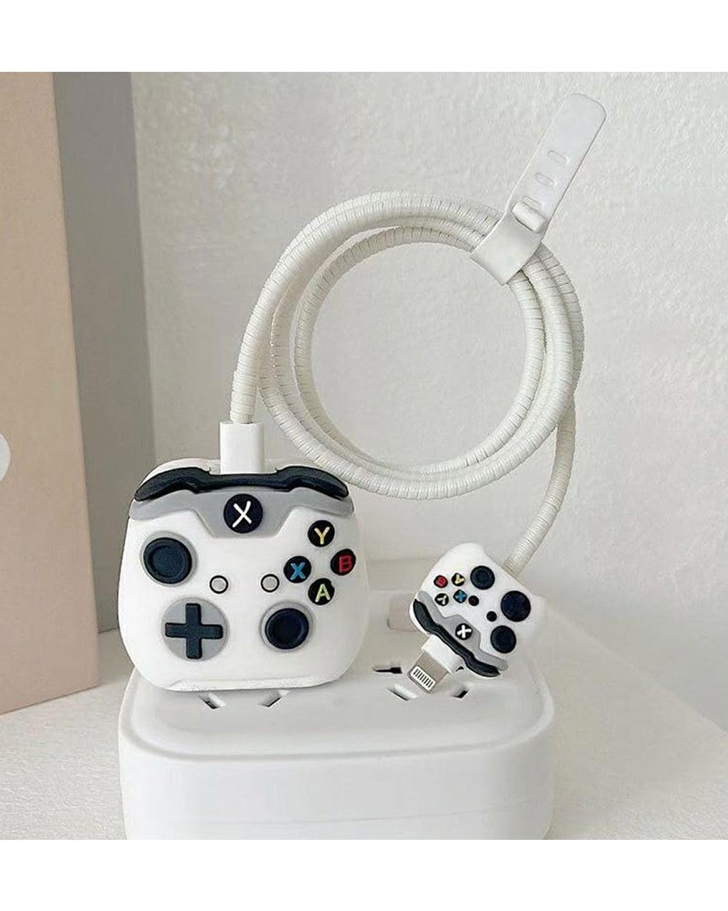 Gamepad (White) - iPhone 18-20W Charger Adapter and Cable Protector Case