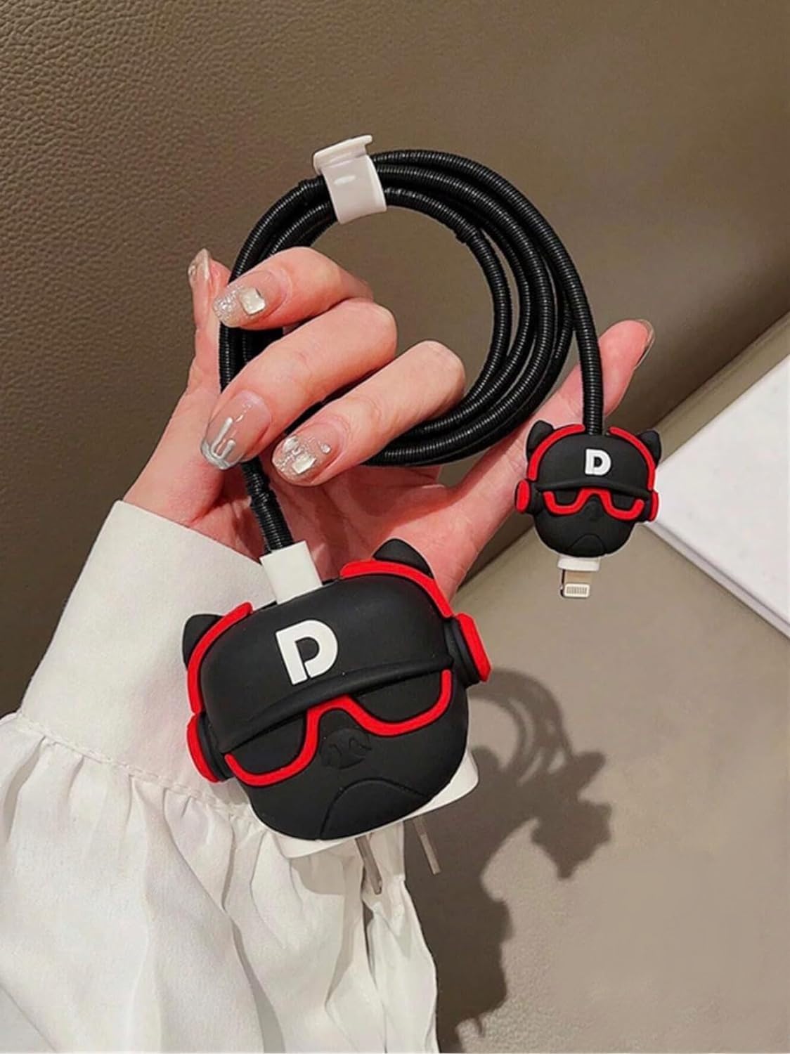D Dog - iPhone 18-20W Charger Adapter and Cable Protector Case